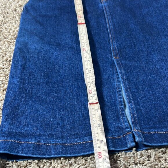 VINTAGE GUESS - Denim Skirt Split in Front Ladies Size 26 Dark Wash - Picture 9 of 11